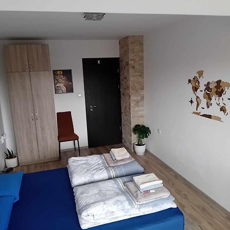 Park View Apartment Plovdiv With Parking Kültér fotó