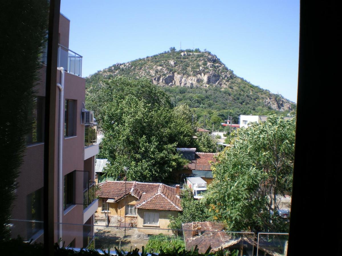 Park View Apartment Plovdiv With Parking Kültér fotó